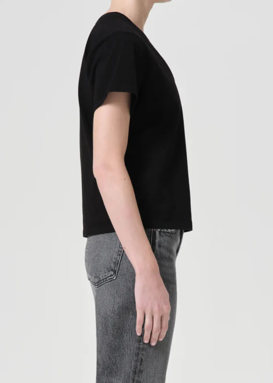 Online - Jones T-Shirt - Black Crop Tops