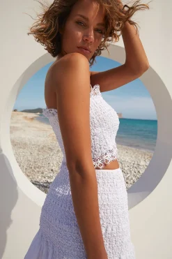 Hot - Top Wallis - White Crop Tops