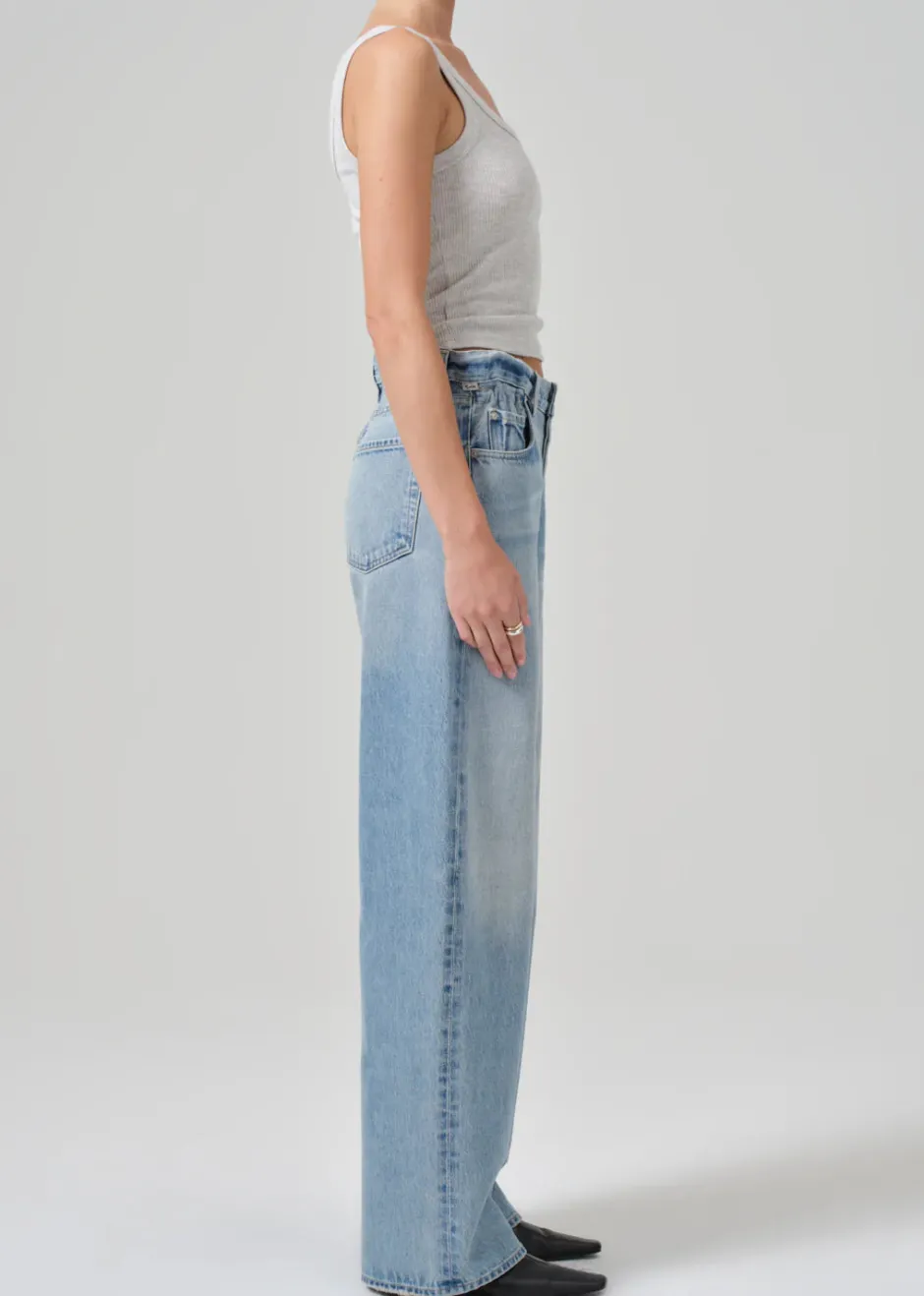 Sale - Gwendoline Scrunch Jean - Dakota Flare | Denim