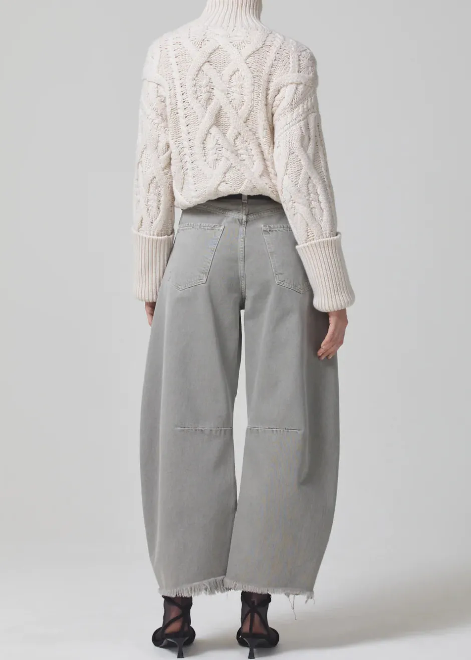 New - Horseshoe Jean - Cinder Flare | Crop