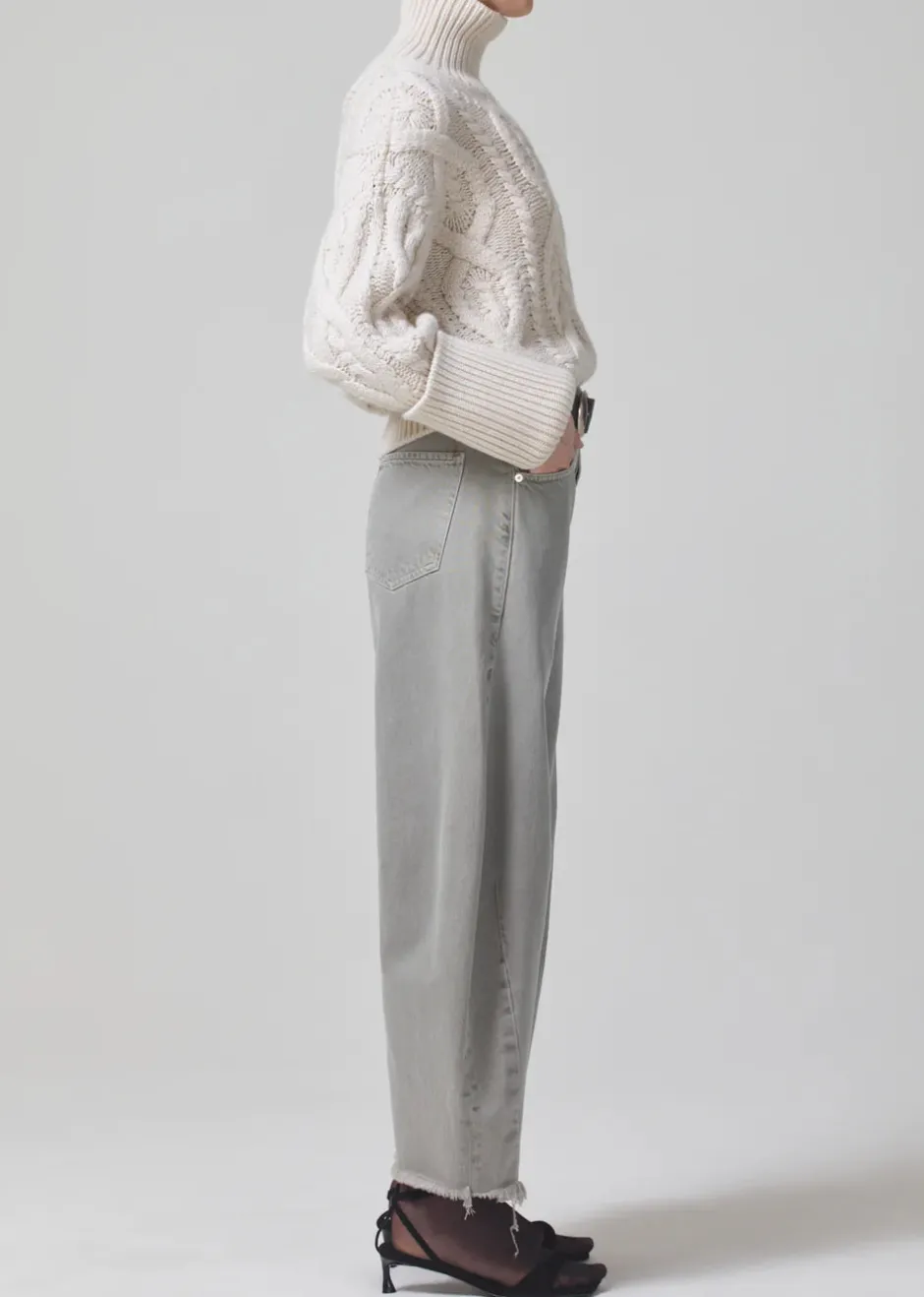 New - Horseshoe Jean - Cinder Flare | Crop