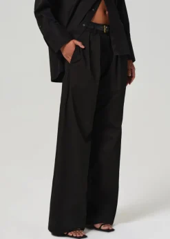 Outlet - Petra Pleated Trouser - Black Pants