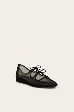 Best - Corinne Flat - Black Shoes