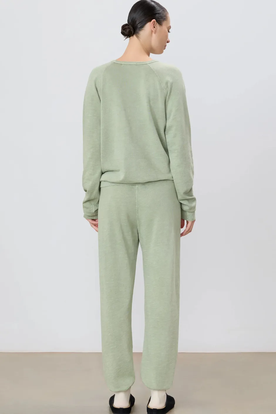 Hot - Classic Sweatpants - Sage Pants