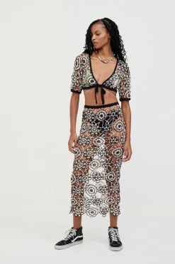Discount - Sofia Crop Top - Black Crop Tops