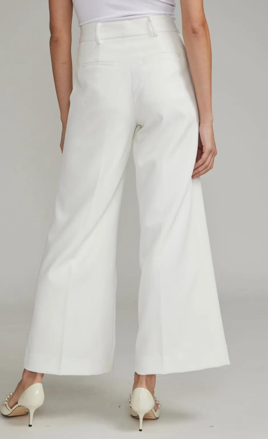Discount - Rayne Crepe Pants - White Pants