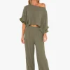 Outlet - Avia Top - Forest Crop Tops
