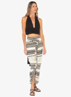 Best - Sara Top - Black Crop Tops
