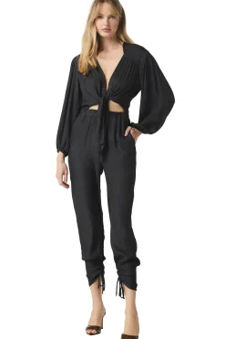Best - Sylvia Top - Black Jacq Dot Crop Tops