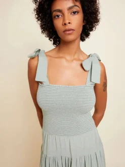 Fashion - Ember Dress - Laurel Dresses | Midi