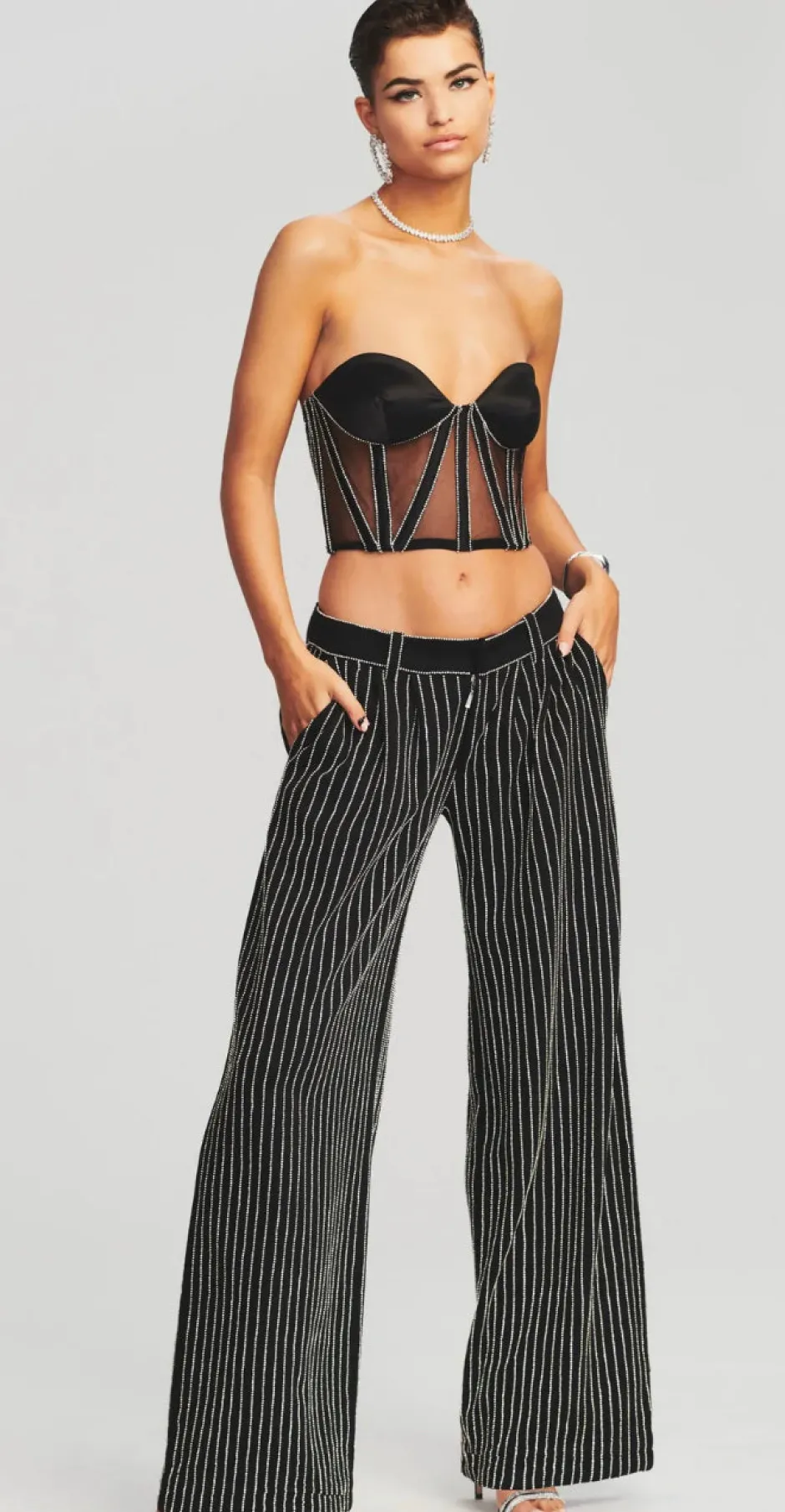 Fashion - Lex Top - Black Crop Tops