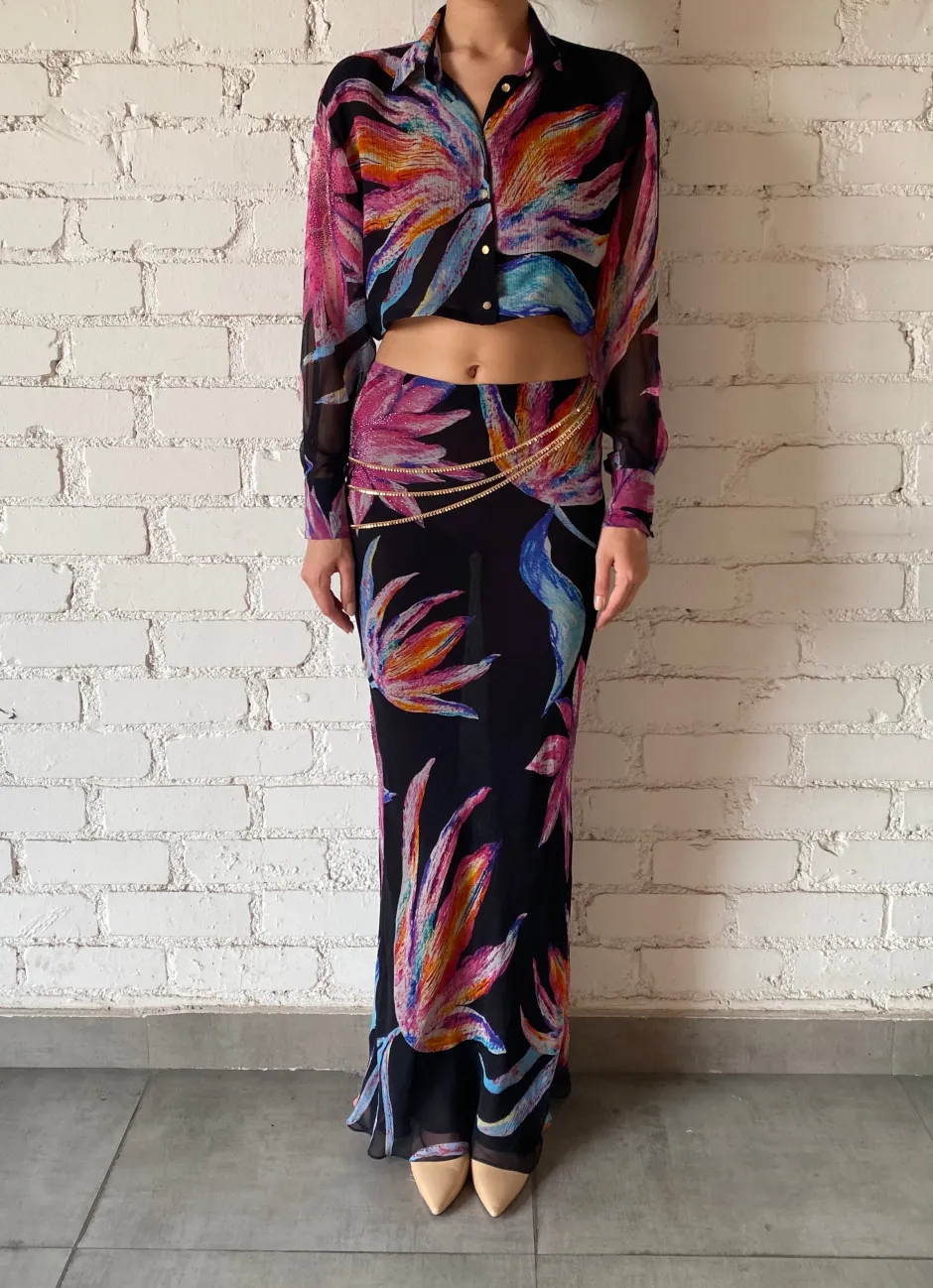 Online - Margo Crop Shirt - Black Crop Tops