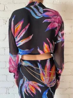 Online - Margo Crop Shirt - Black Crop Tops