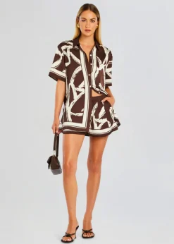 Online - Cruise Pleated Short - Coconut Script Shorts
