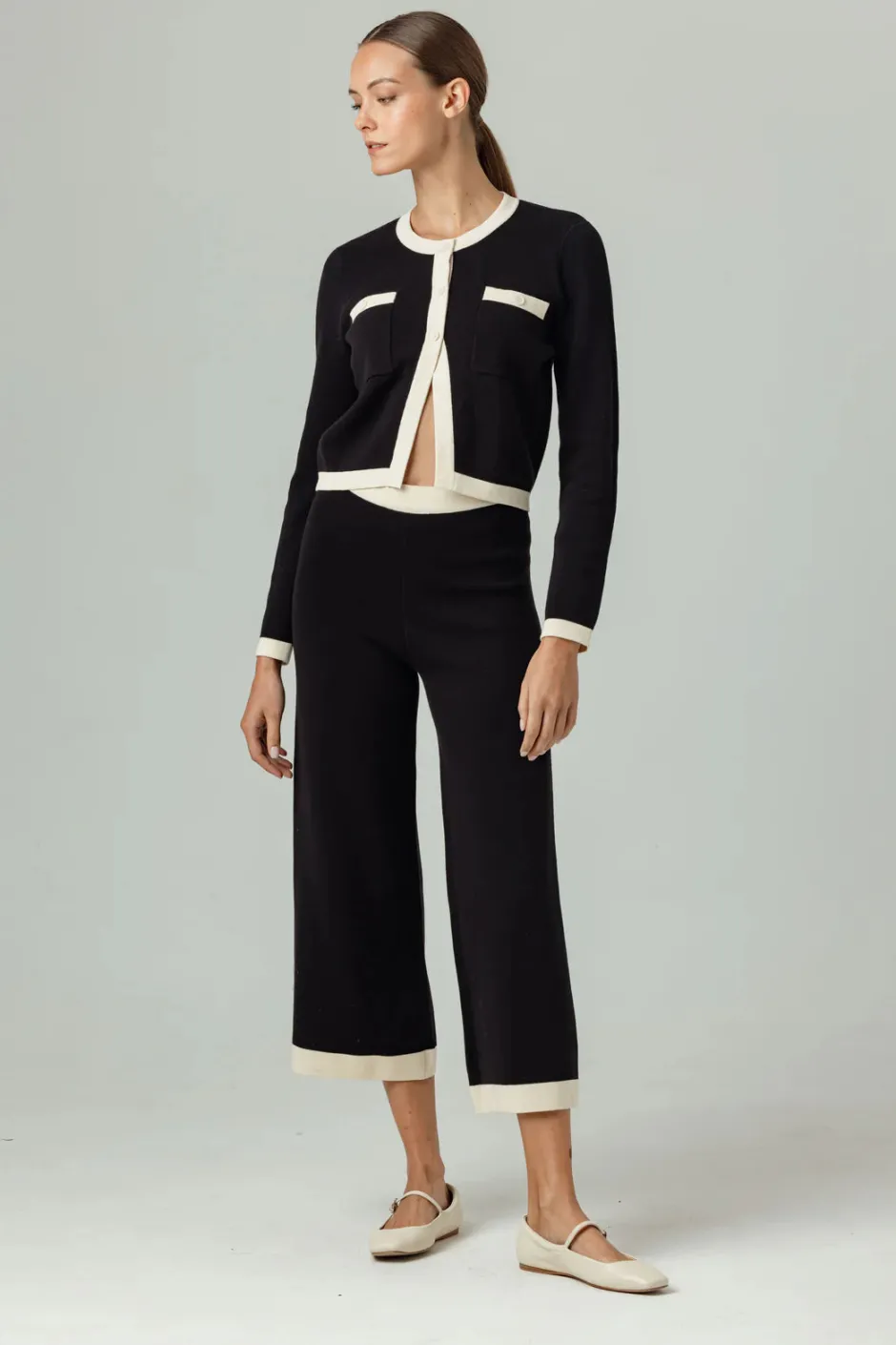 Outlet - Amora Cardigan - Black Sweaters & Knits