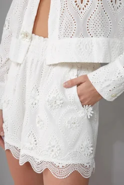 Discount - Mirina Shorts - White Shorts